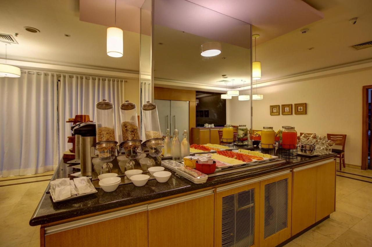 Quality Suites Oscar Freire San Paolo Esterno foto